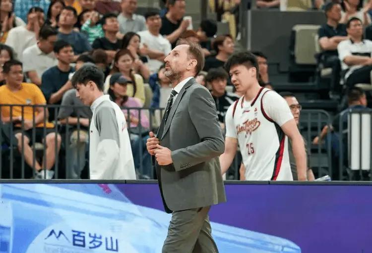 B体育下载app-浙江G1输深圳采访！法莱卡斯直指最后崩盘，与陆文博寄语打回G3！
