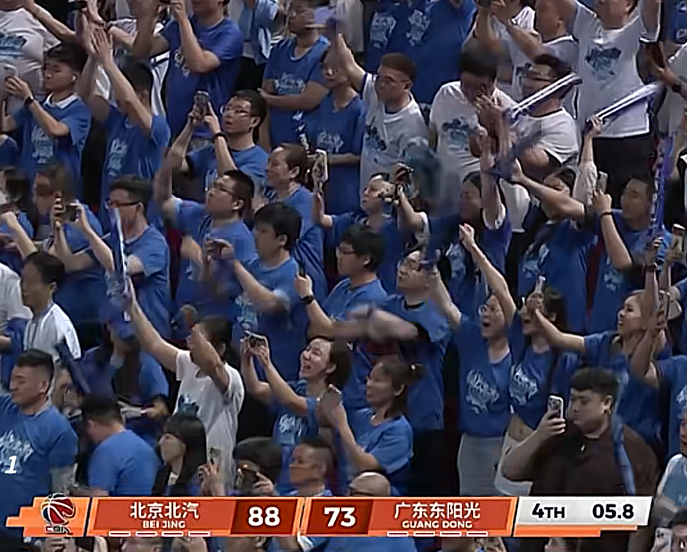 B体育登入-误判？篮球专家：杰曼3+2应无效，同时，还要吹周琦犯规！